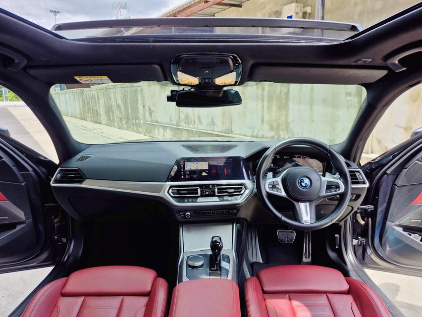 รหัสรถ TBM2929 🎖️2022 แท้ BMW 330e M Sport Plug-in Hybrid โฉม G20🎖️ 12