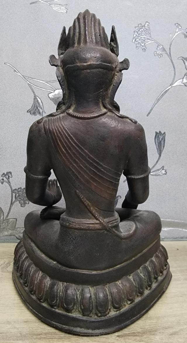 พระโพธิสัตว์เนื้อสำริด. line. amulet1999 รูปย่อยที่ 4