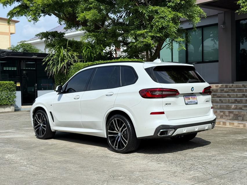 2020 BMW X5 30D MSPORT รถมือเดียวออกป้ายแดง รถวิ่งน้อย เข้าศูนย์ตามระยะ รถไม่เคยมีอุบัติเหตุครับ 6
