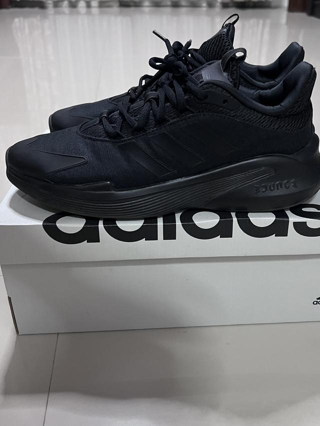 รองเท้ากีฬาออกกำลังกาย