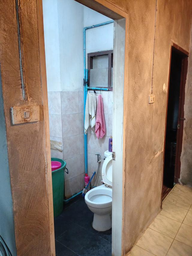 บ้านทาวน์โฮม​2​ชั้น​ 3​ ห้อง​น้ำ​2​ห้องนอน 5