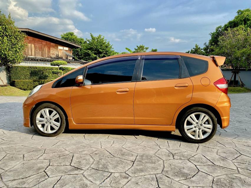 ขาย HONDA NEW JAZZ 1.5 SV. (TOP) AT 2011 ผู้หญิงใช้