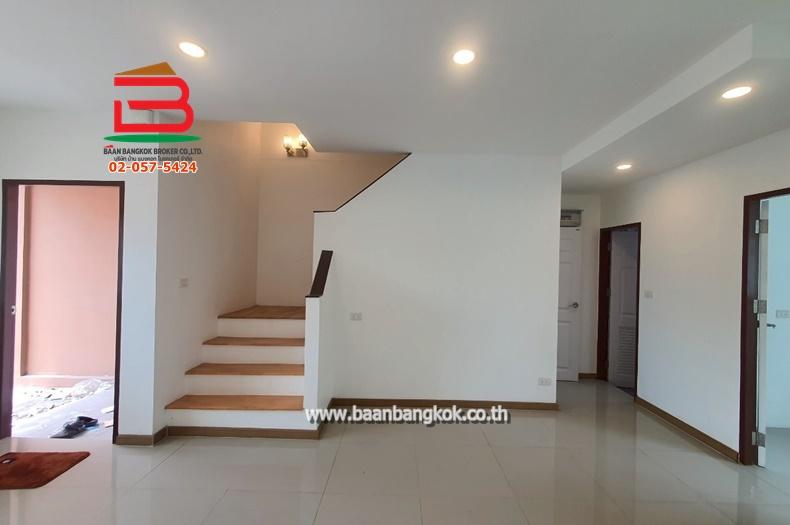 ทาวน์โฮม ซอยลาดพร้าว 96 เนื้อที่ 19.3 ตรว. ถนนลาดพร้าว เขตวังทองหลาง 5