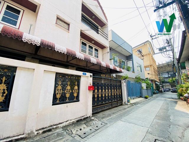 ขายบ้าน 3ชั้น ซอยจรัญสนิทวงศ์ 50 ใกล้ MRT สิรินธร 9