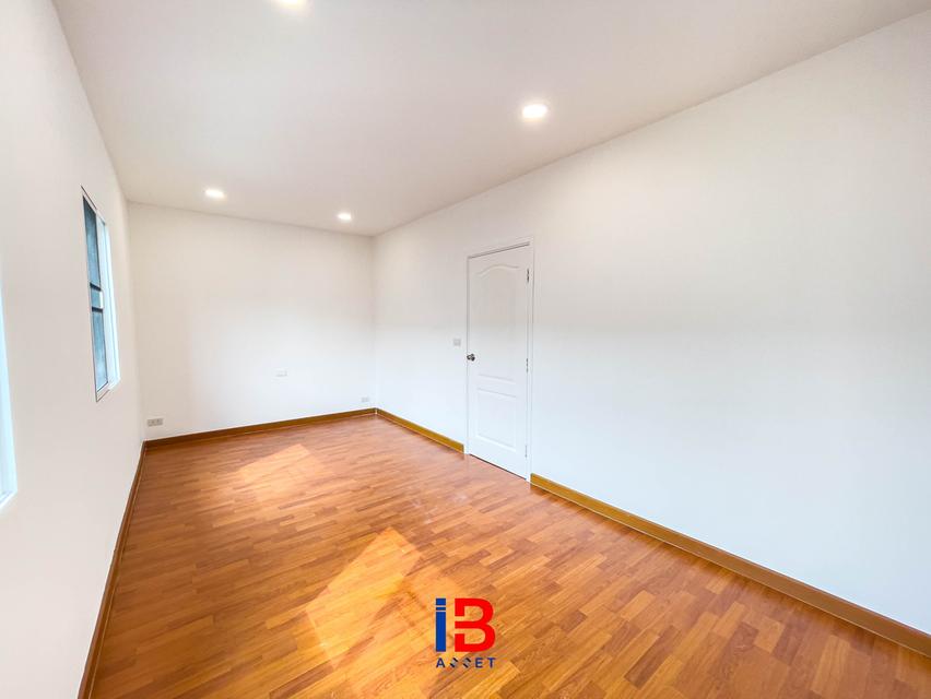 บ้านรีโนเวทใหม่ พร้อมอยู่ ราคาสุดคุ้ม! 3
