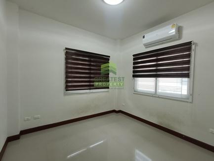 บ้านแฝดพร้อมอยู่ หมู่บ้าน เอกกวิน3 รังสิต คลอง2 ใกล้ฟิวเจอร์พาร์ครังสิต 5