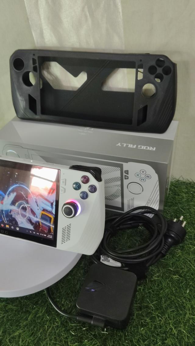 Asus Rog ally z1 Xtremeครบกล่องสวยๆ รูปที่ 3