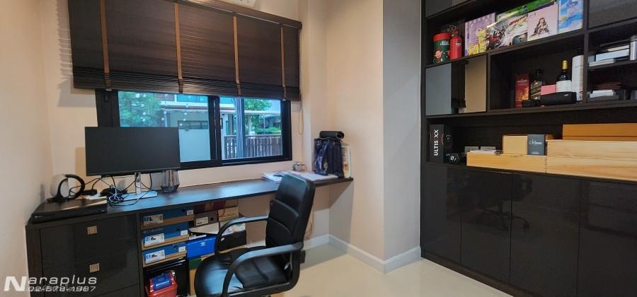 69100608 : ขายบ้านแฝดหรู 3 ชั้น บิวท์ทั้งหลัง ตกแต่งเหมือนบ้านตัวอย่าง ขนาด  42 ตารางวา โครงการศุภาลัย เอสเซ้นส์ ลาดพร้าว 107 8
