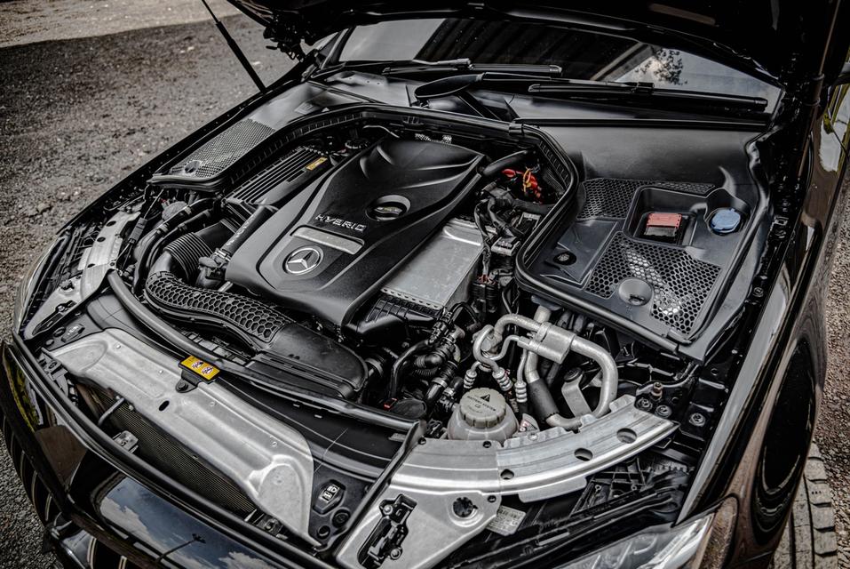 Mercedes-Benz C350e 2.0 AMG Dynamic W205 AT 2018 ไมล์ 113,xxx km. !!!  ราคา 629,000 บาท รูปที่ 8