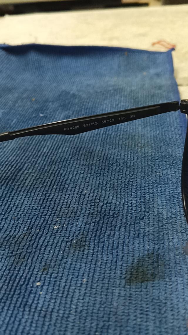 แว่นตาเรย์แบนRB4258 600/8G รูปที่ 3