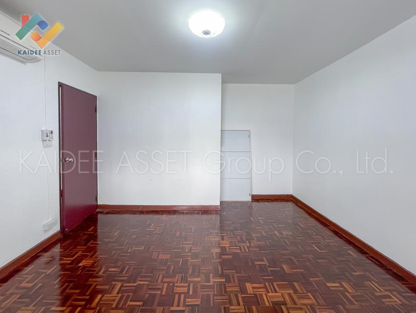 ทาวน์เฮ้าส์ เมืองทองธานี โครงการ 5 ถนน บอนด์สตรีท แจ้งวัฒนะ 11