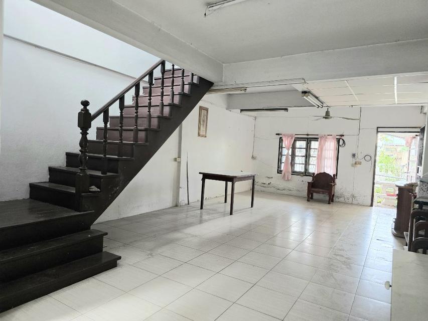 ขายทาวน์เฮ้าส์ 2 ชั้น หมู่บ้านเย็นสุข ลาดพร้าว 87 หลังริม 32 ตร.วา 3