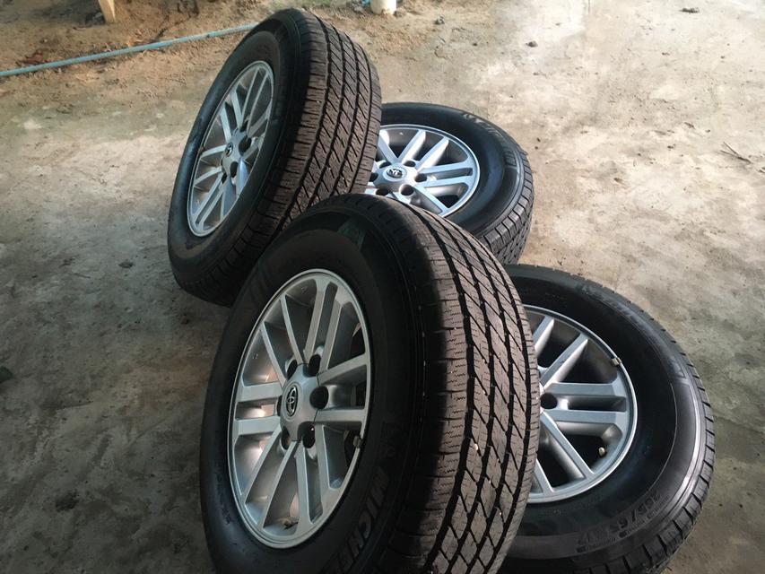 ล้อแม็กพร้อมยาง TOYOTA FORTUNER  ขอบ17"  มือสอง 1