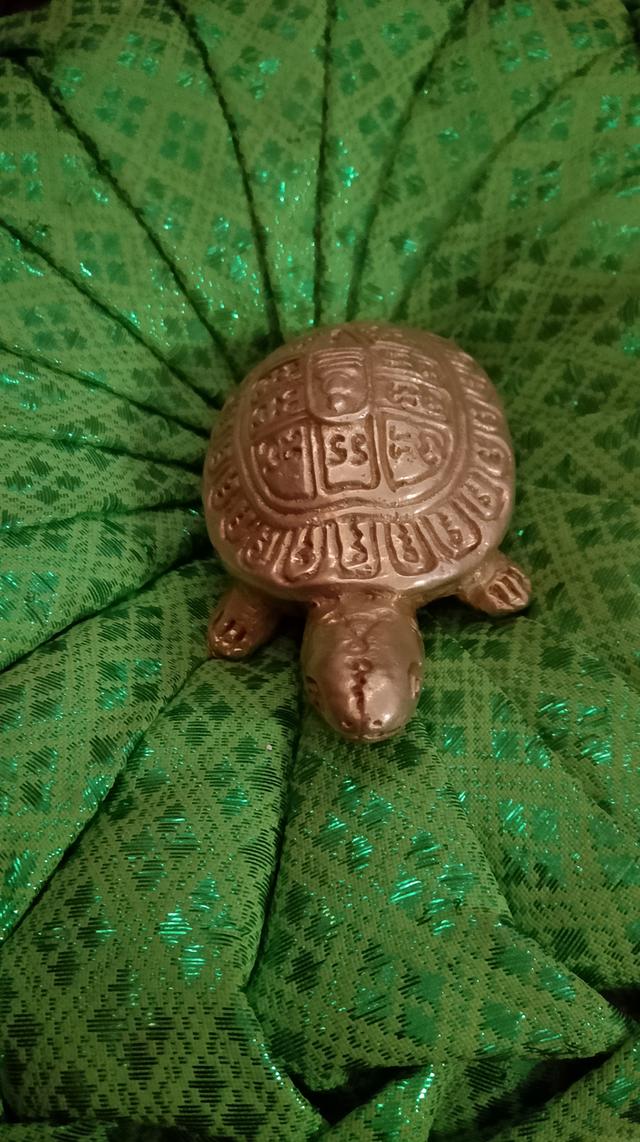 สะสมแลกเปรียญบูชาเพื่อศึกษาต่อยอดองค์ความรู้และประสบการณ์ในงานด้านพุทธศิลปะ