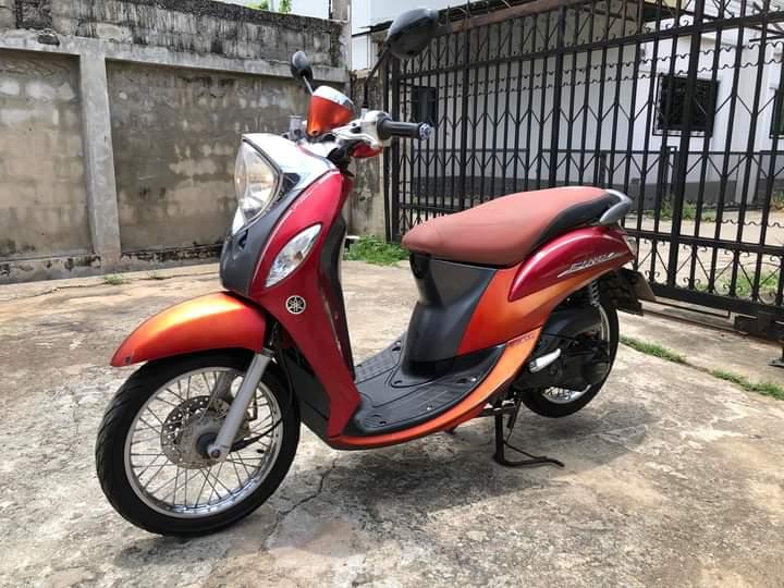 Yamaha Fino สีแดง ส้ม 2