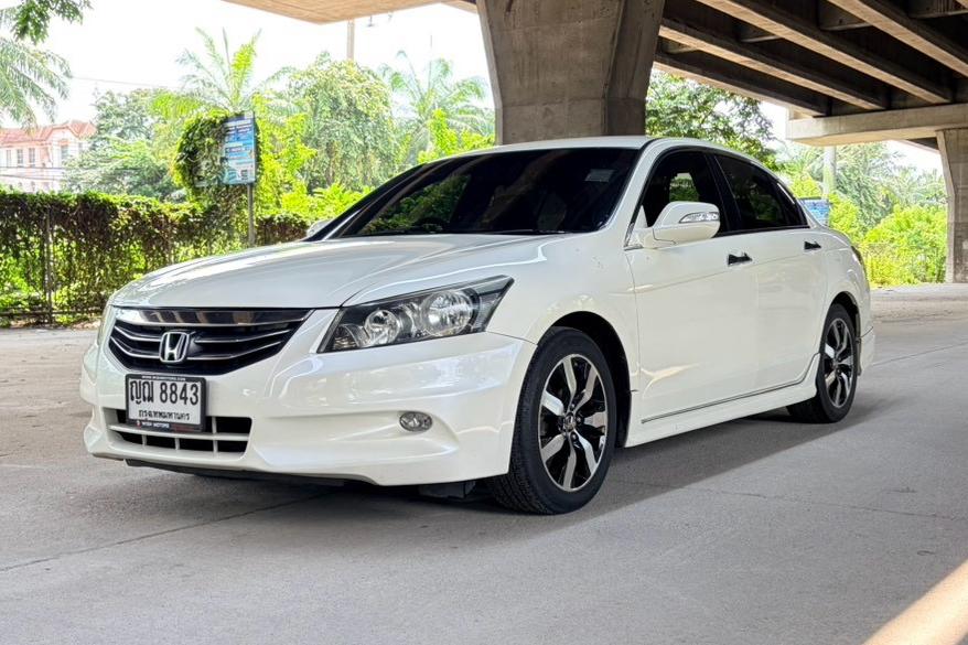 2011 Honda Accord 2.0 EL AT รถสวย ขับดี พร้อมใช้งาน