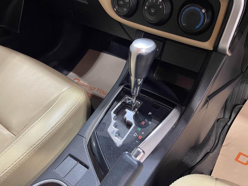 TOYOTA COROLLA ALTIS 1.6 G ปี 2019 สีดำ  เกียร์ AT  ไมล์ 191,XXX 10