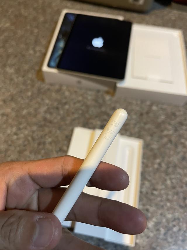 ขายApple Pencil Gen2ยกกล่องไร้รอยตกของแท้ใช้งานดีทุกๆฟังชั่นถูกๆ