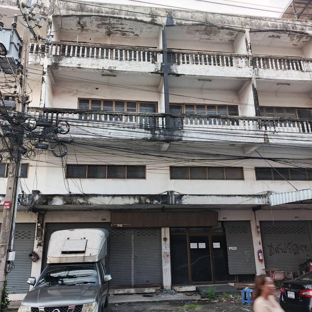 ให้เช่าอาคารพาณิชย์ 4 ชั้น หน้ากว้าง ประมาณ 8 เมตร 1