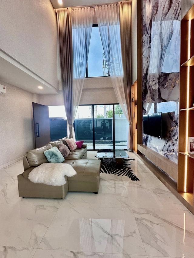 ให้เช่าพลูวิลล่า สไตล์ โมเดิร์น 120,000 ทุ่งกลม 12