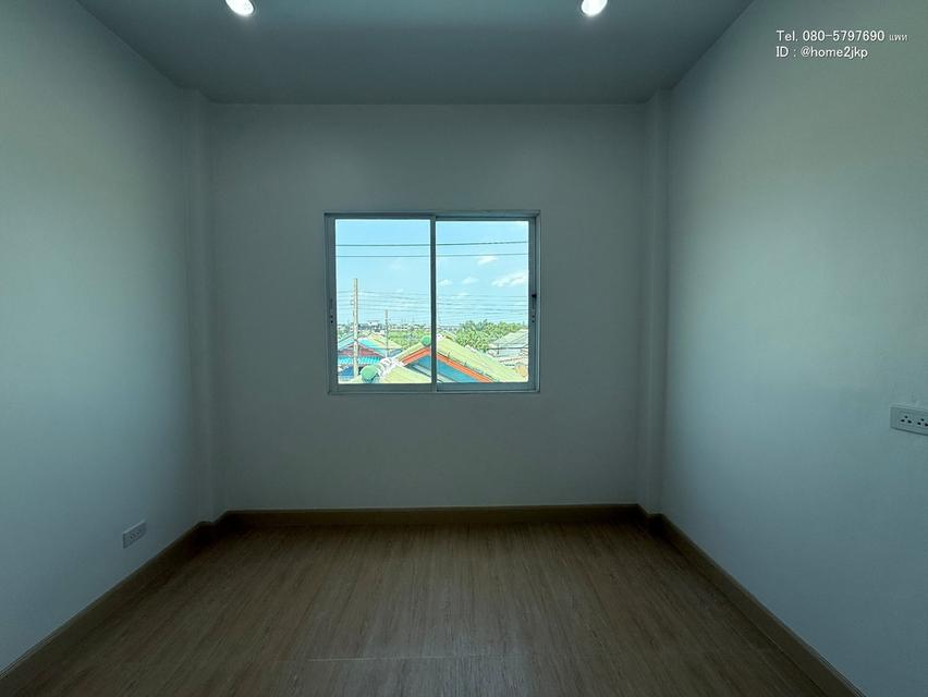 หมู่บ้านเพ็ญศิริ 4 เลียบวารี หนองจอก บ้านรีโนเวทใหม่ ต้นซอย โซนหนองจอก 16