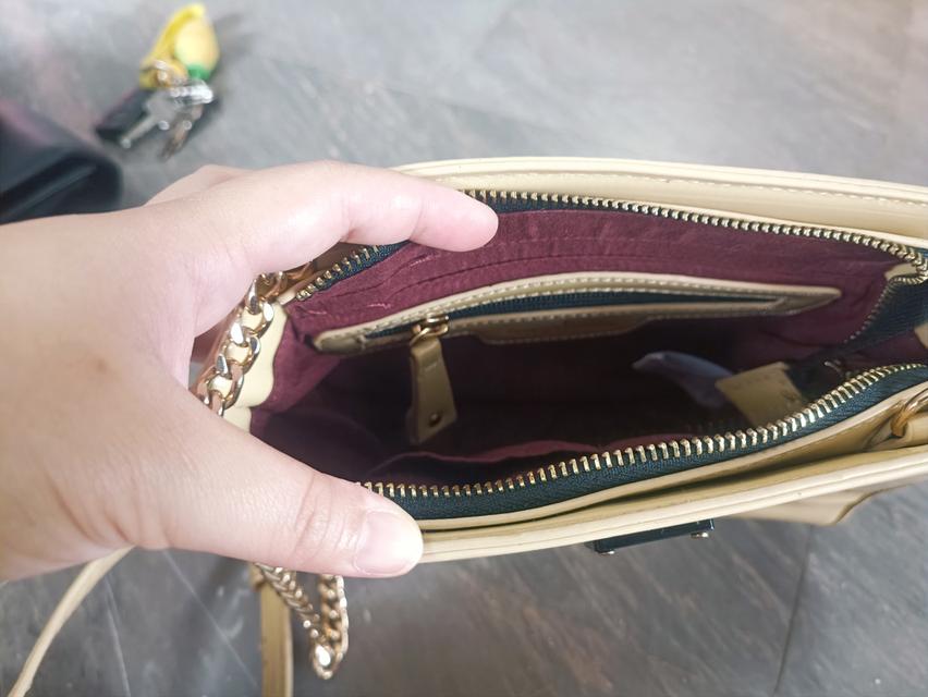 กระเป๋า แบรนด์ PAULS BOUTIQUE LONDON สีครีมเบจ มือสอง