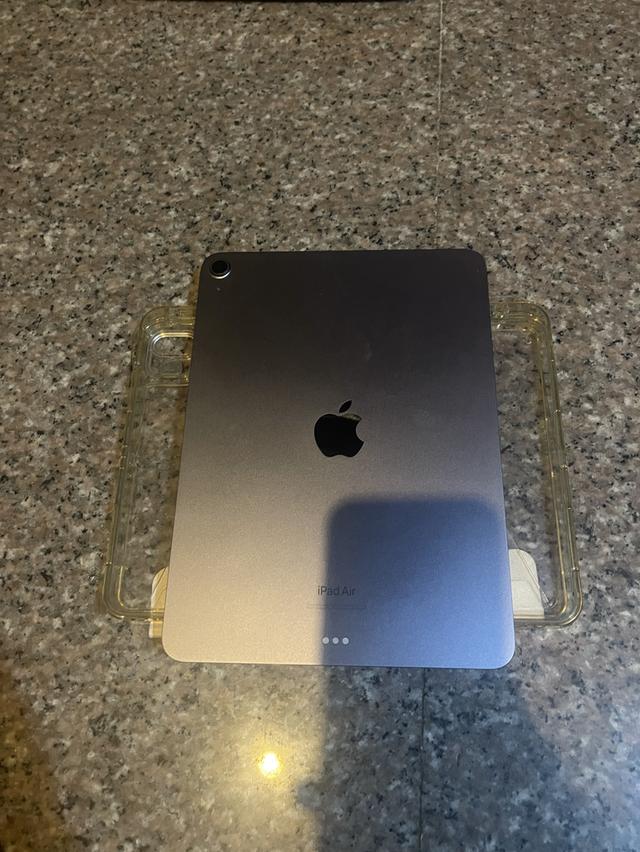 ขายiPadAir5 M1 สีดำ256กิ๊กสูนTrueสภาพสวยๆใช้งานดีทุกๆฟังชั่นถูกมากกก