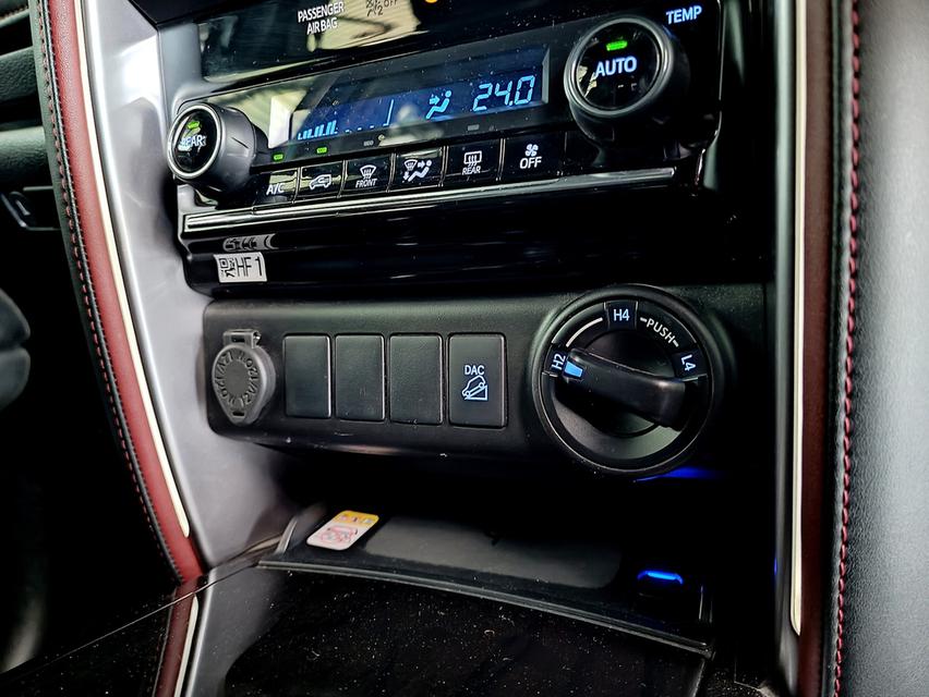 FORTUNER LEGENDER 2.4 V 4WD ปี 2021 ✅ ฟรีค่าจัด-ค่าโอน ✅ ฟรีประกันภัย ✅ ฟรี พรบ 9