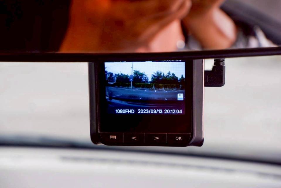 Mazda2 Skyactive 1.5 XLD High connect เกียร์ Auto สีดำ ปี2015 17