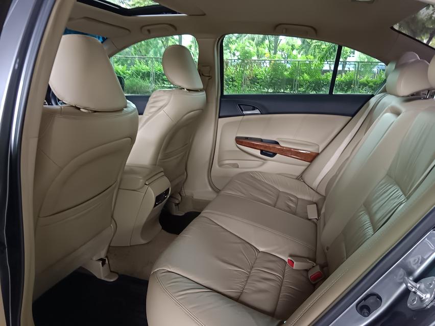 Honda Accord 2.4EL JP ปี2012 10
