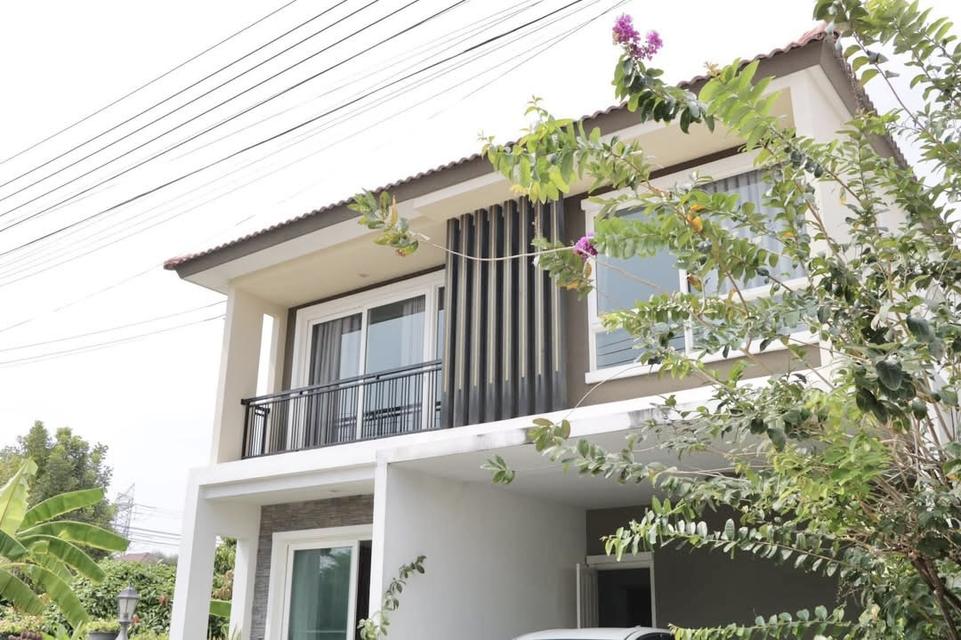 โกลเด้น วิลเลจ อ้อนนุช พัฒนการ 1