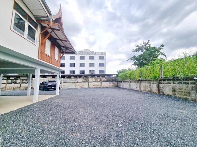 MRT สัมมากร 1กม.ให้เช่าบ้านเดี่ยว 2 ชั้น 50ตร.วา. 165ตร.ม.เพียวเพลส รามคำแหง 1.1 กม.รร.เตรียมอุดมศึกษาน้อมเกล้า 500ม. 3น 5