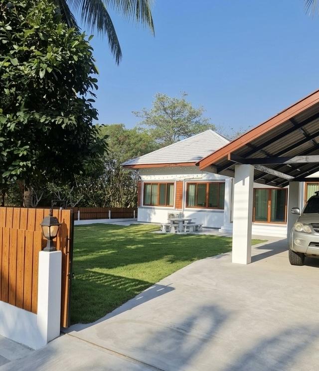 Pool Villa for Rent & Sale📍 Great location in a peaceful village, next to a large reservoir with mountain views. 1