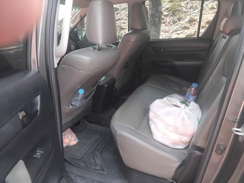 ขายรถ toyota revo double cab ปี 2015 รูปที่ 8