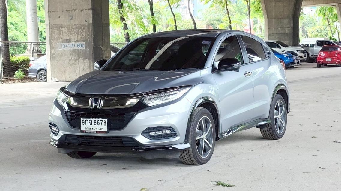 Honda HRV 1.8 RS Sunroof AT ปี 2019 รถสวยมือเดียว รุ่นท๊อปสุด