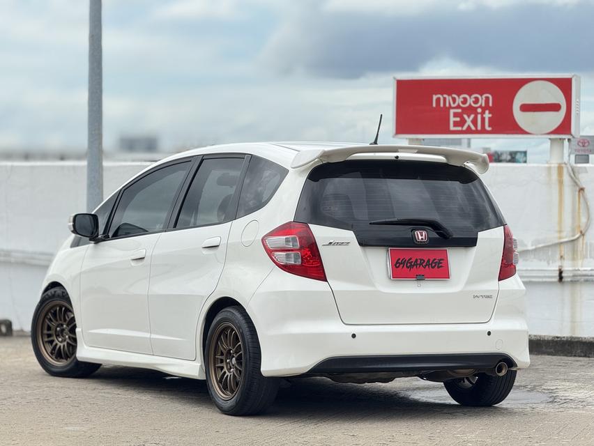 HONDA JAZZ GE AUTO TOP SV IVTEC 4