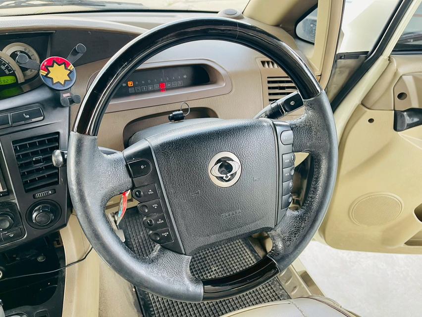 Ssangyong Stavic SV270 Xdi 2011 จด 2012  10