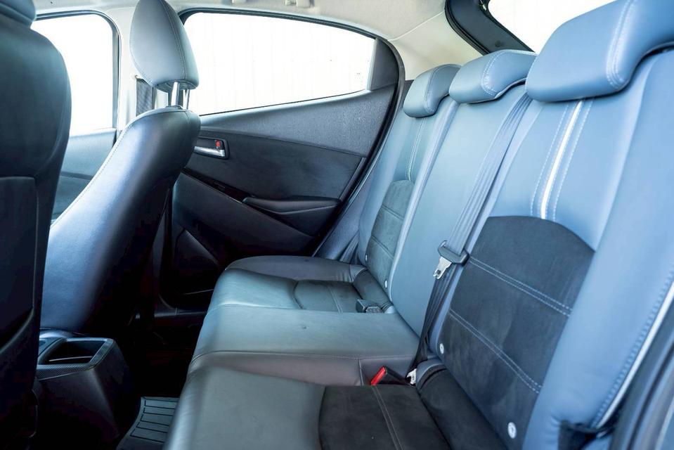 MAZDA MAZDA2 1.3 Sport S Leather ปี 2020 สีเทา โฉม ปี14-ปัจจุบัน 5Dr รูปที่ 12