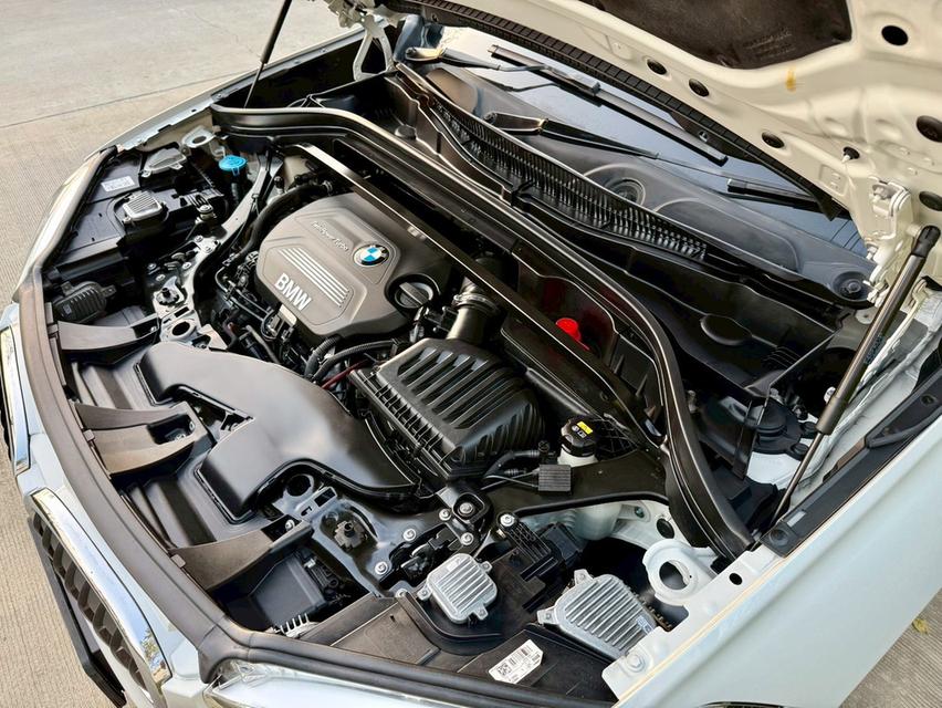 bmw X1 2.0 sDrive18d M Sport (F48) ปี 2017 เครื่องยนต์ดีเซล 2.0 ลิตร TwinPower Turbo มือเดียวป้ายแดง สีเดิมทั้งคัน รูปที่ 19