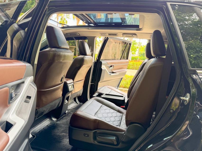 TOYOTA INNOVA ZENIX 2.0 HEV Premium ปี 2024 โฉมล่าสุด Top ใช้งาน 6 หมื่นโล วารันตีเหลือ รูปที่ 17