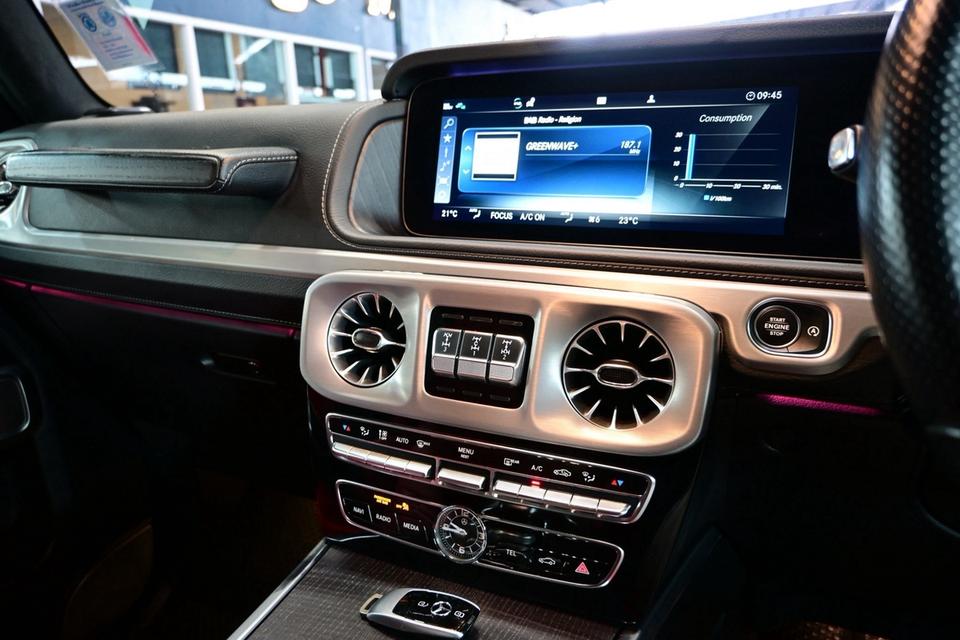 (แจ้งรหัสรถ JRS8999) MERCEDES-BENZ G400d สีดำ ภายในแดง ลงตัวมากๆ รูปที่ 9