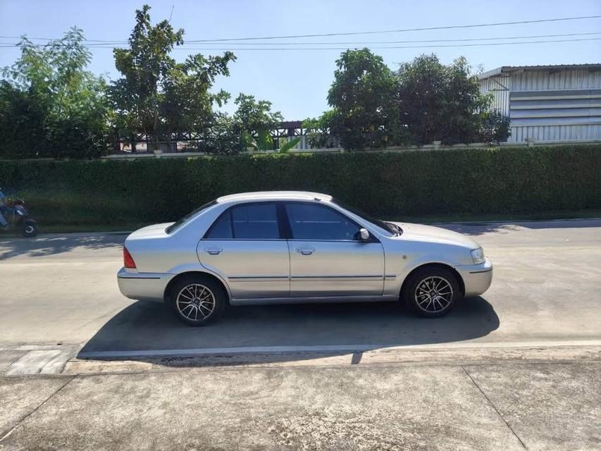 Ford Laser Tiara เกียร์ออโต้ ปี 2002 5