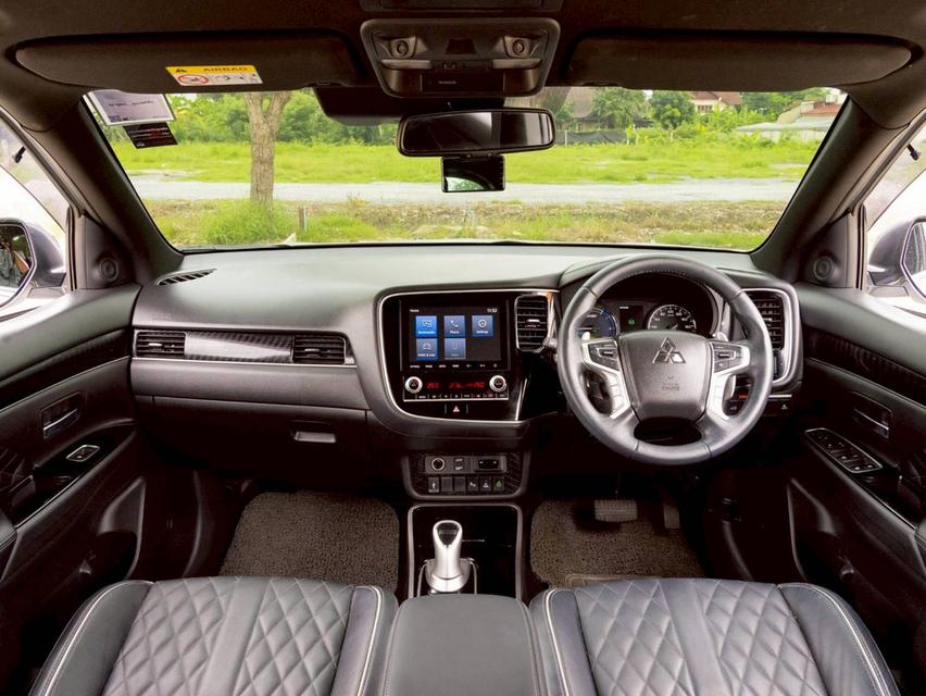 ขาย Mitsubishi Outlander 2.4GT 4wd ปี21 13