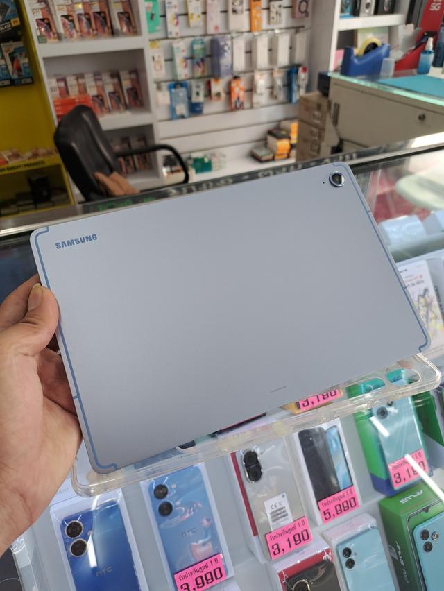 Samsung Galaxy Tab S10 FE  Ram8/128 GB ใส่ซิมได้ครับ