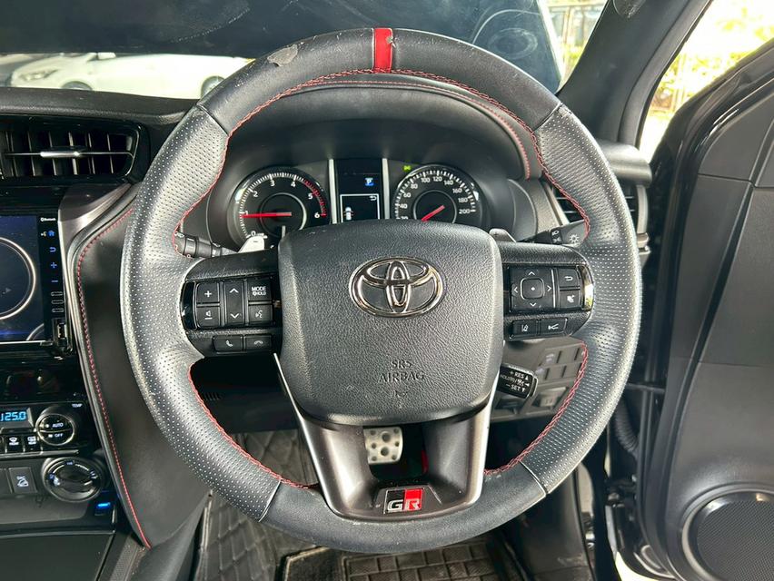 Toyota FORTUNER 2.8 GR SPORT 4WD AT ปี 2021 รูปที่ 11