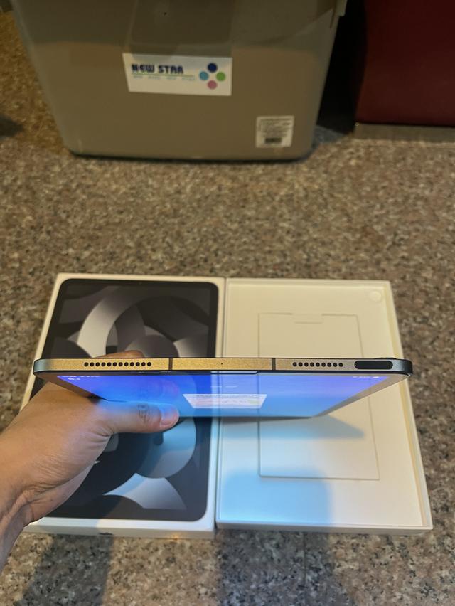 ขายiPadAir5 M1 สีSpace Black256กิ๊กWifi CelluerตัวTopสุดสเปคนี่หายากไร้รอยยกกล่องถูกๆ 3