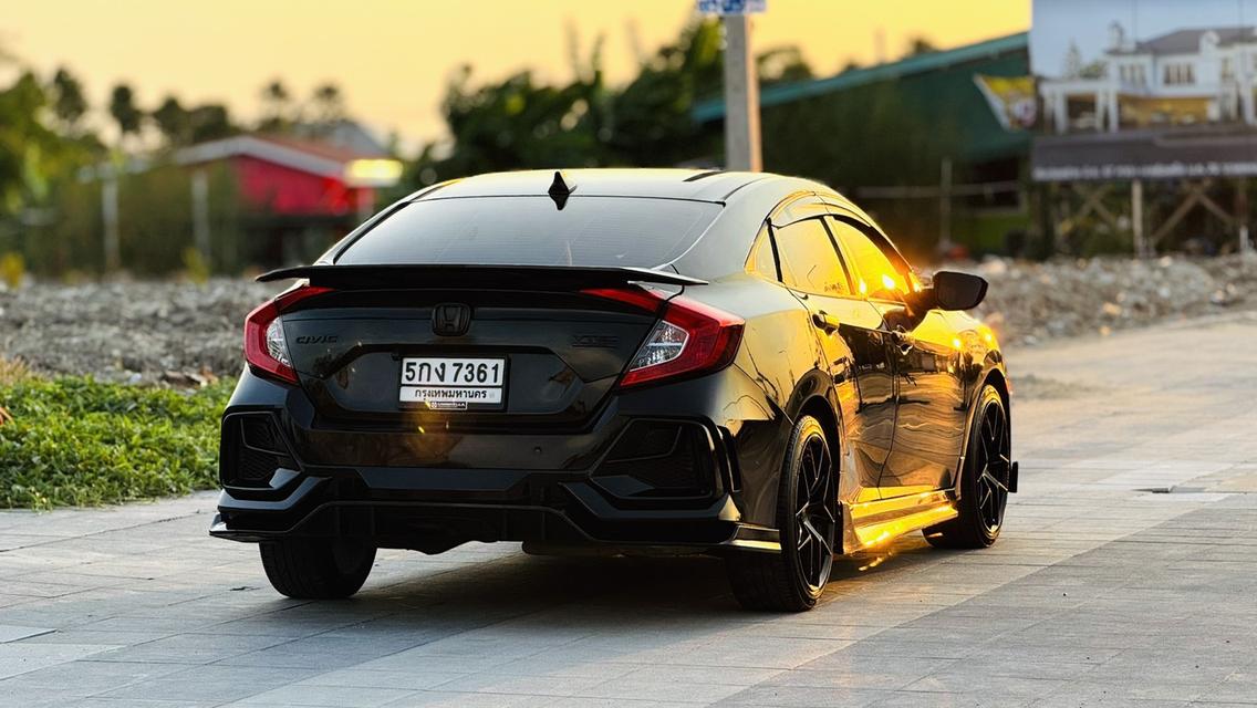 HONDA CIVIC FC 1.8E ปี16 รูปที่ 6