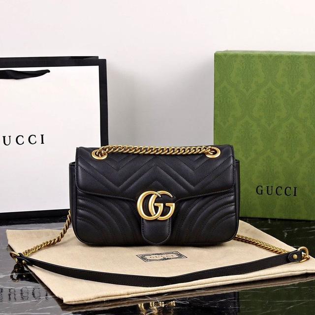 Gucci GG Marmont Small Matelasse Bag 1