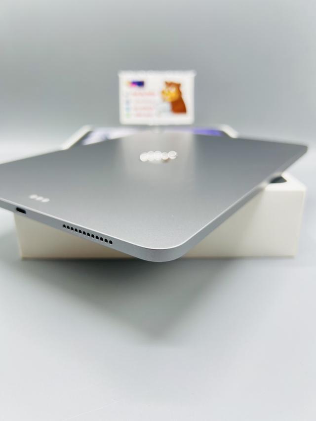 iPadAir7 256gb WiFi ประกัน5/4/26 แบต100% นัดรับได้ครับ