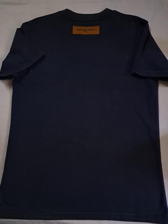 เสื้อคอกลม Louis Vuitton รูปที่ 3